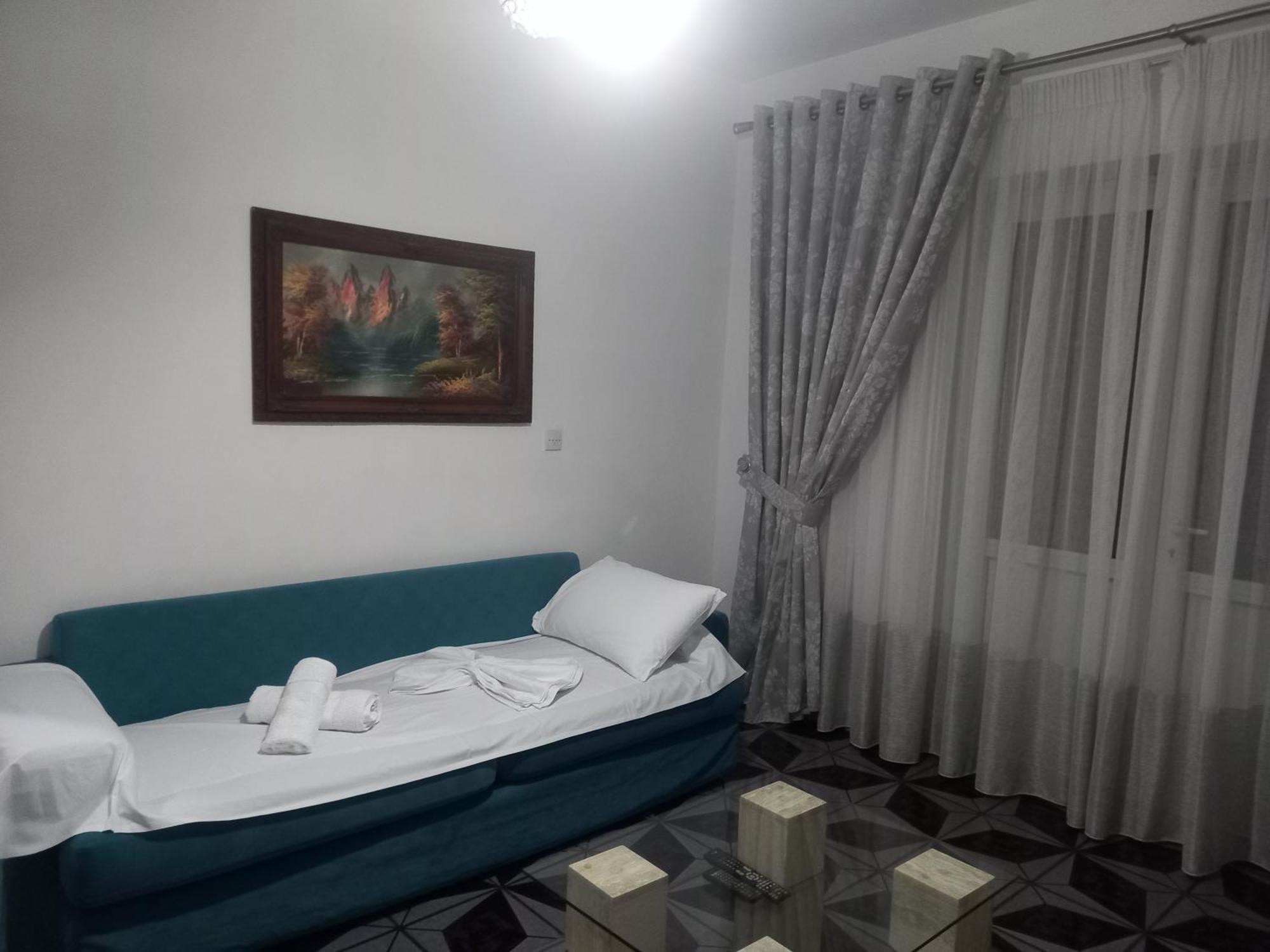 סרנדה Goni Guest House מראה חיצוני תמונה